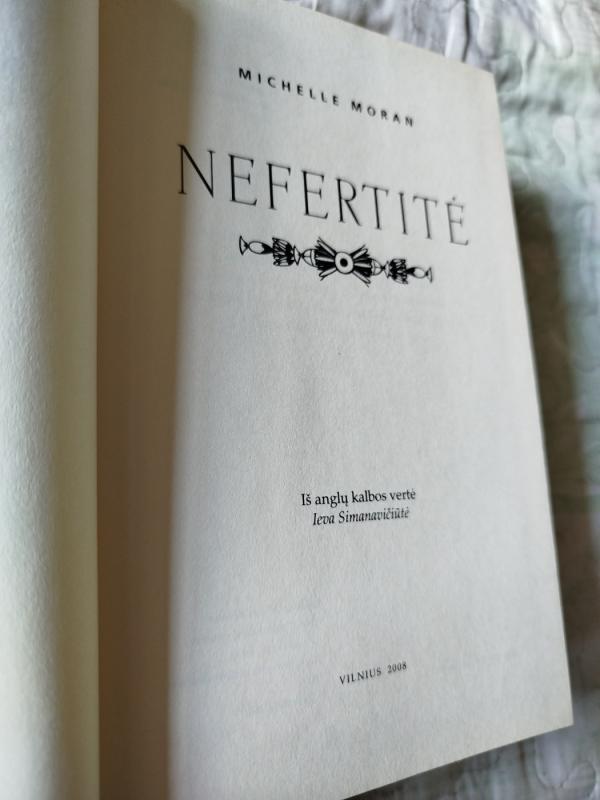 Nefertitė - Michelle Moran, knyga 3