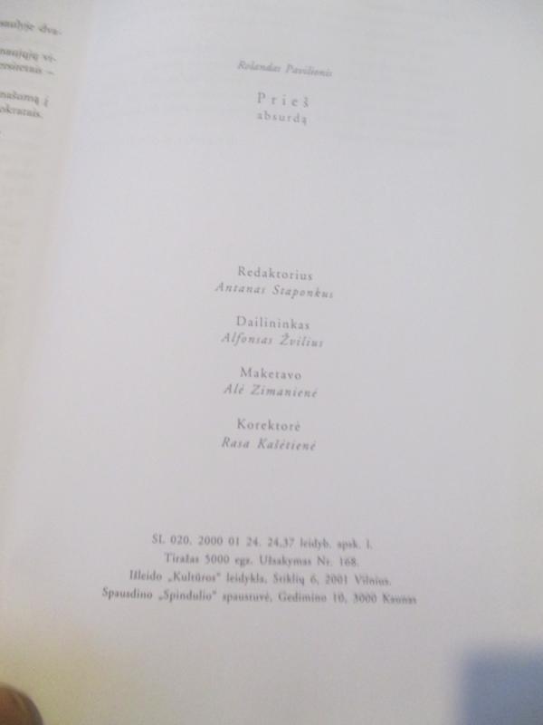 Prieš absurdą (1 knyga): straipsnių rinkinys - Rolandas Pavilionis, knyga 5