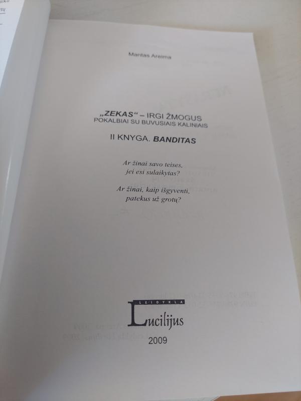 "Zekas" irgi žmogus, II knyga - Mantas Areima, knyga 5