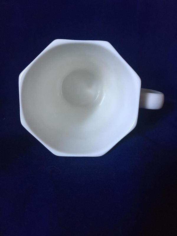 Briaunuotas puodelis - , namai ir interjeras 2