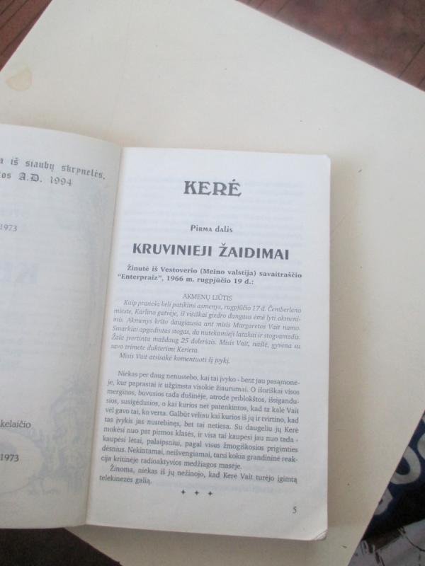 Kerė - Stephen King, knyga 6