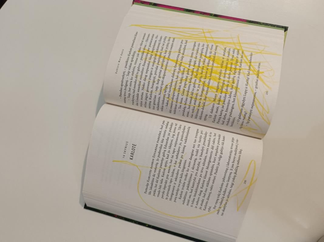 Daktaro Moro duktė - Autorių Kolektyvas, knyga 5