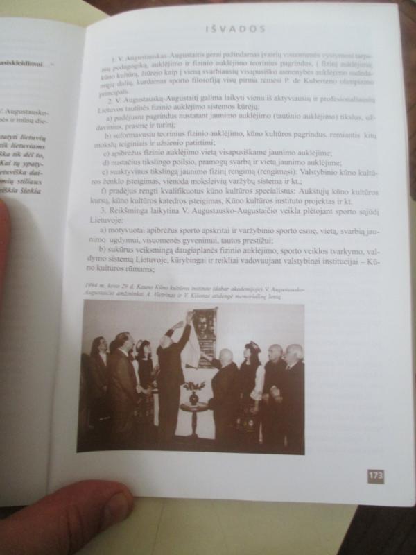 Vytautas Augustauskas-Augustaitis (1904-1958) monografija - Stanislovas Stonkus, knyga 4