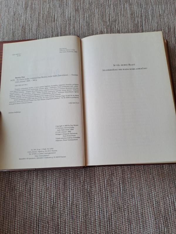 Da vinčio kodas - Dan Brown, knyga 3