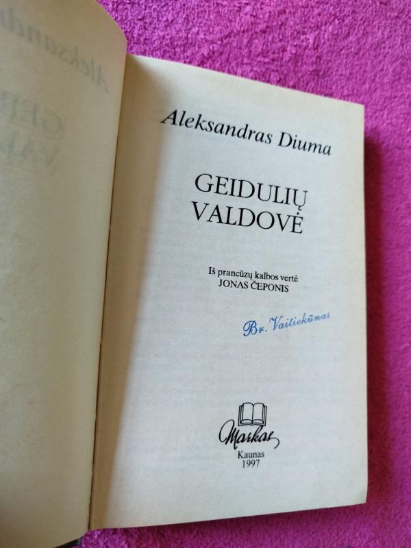 Geidulių valdovė - Aleksandras Diuma, knyga 3