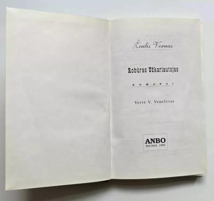 Robūras Užkariautojas - Žiulis Vernas, knyga 4