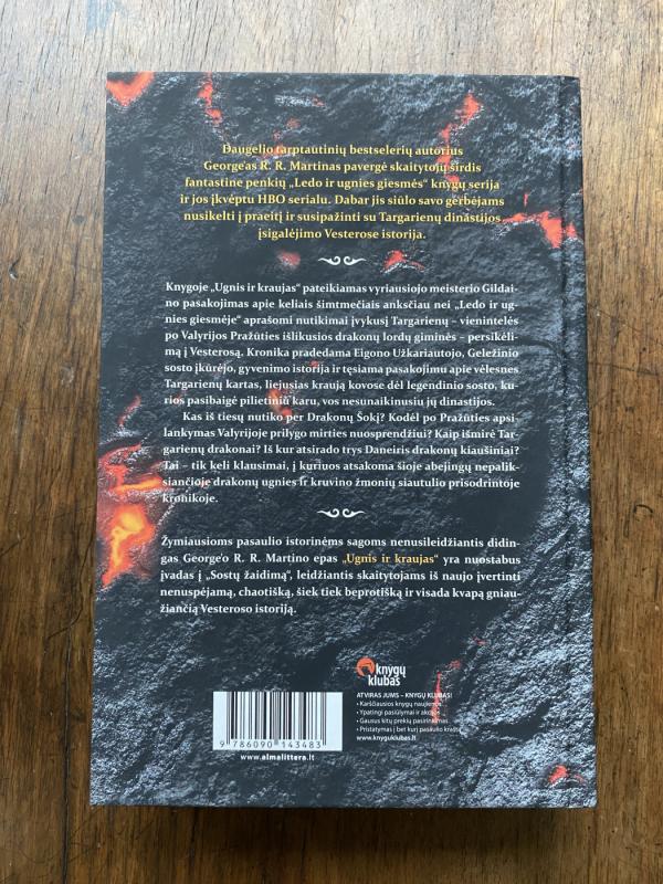 Ugnis ir kraujas - George R. R. Martin, knyga 3