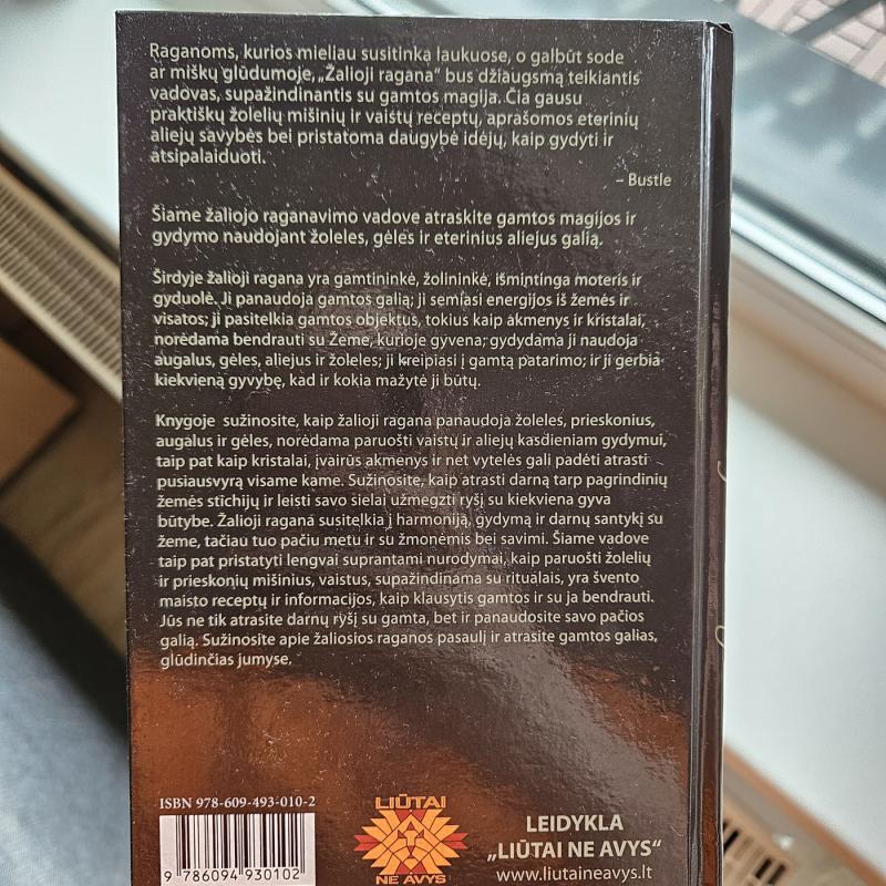 Žalioji ragana - Arin Murphy-Hiscock, knyga 3