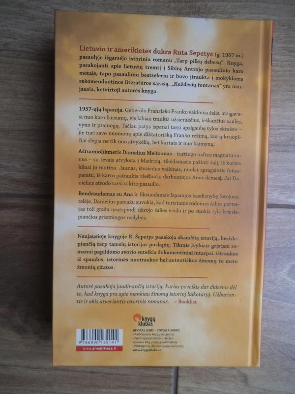 KUŽDESIŲ FONTANAS - Šepetys Ruta, knyga 3