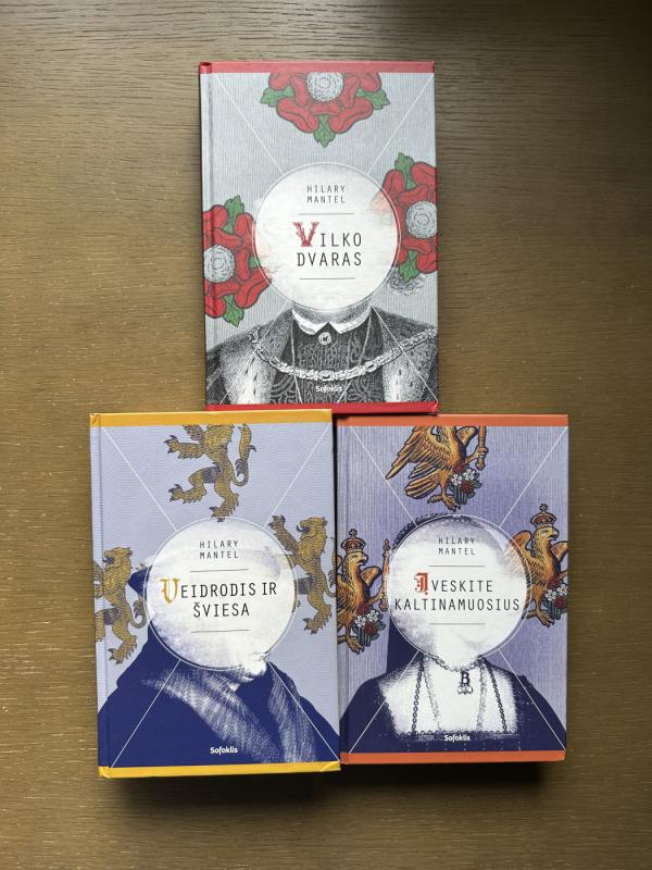 Veidrodis ir šviesa, Įveskite Kaltinamuosius, Vilko Dvaras - Hilary Mantel, knyga 2