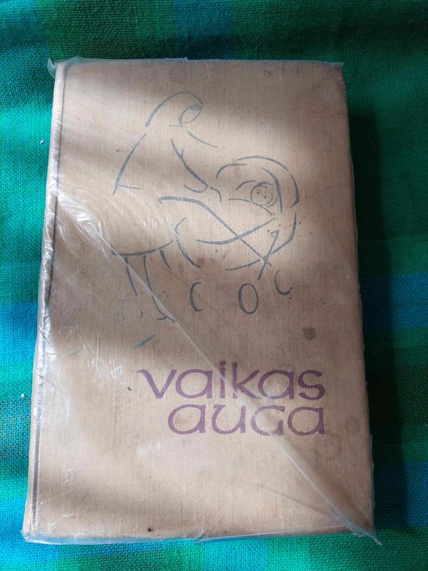 Vaikas auga - L. Steponaitienė, knyga 2