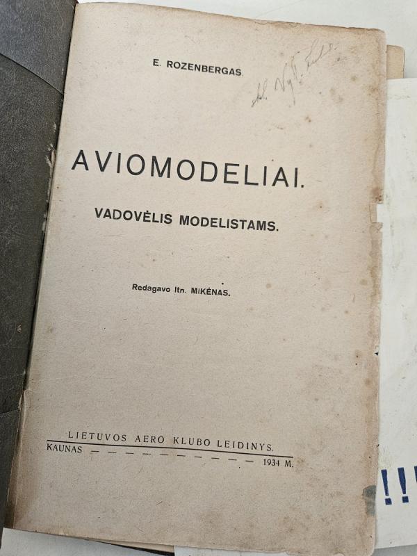 Aviomodeliai - Eduardas Rozenbergas, knyga 3