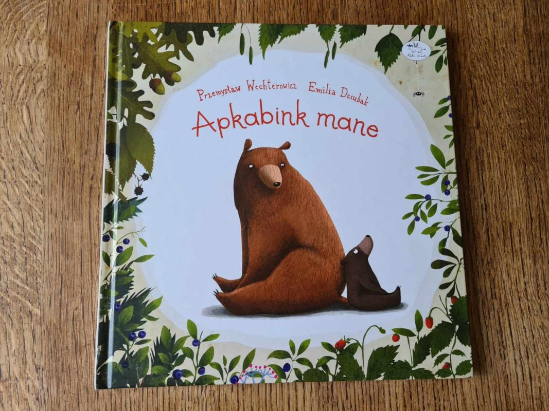 Apkabink mane - Emilia Dziubak, knyga 2