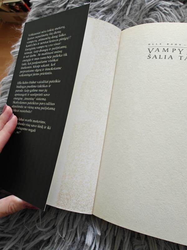 Vampyras šalia tavęs - Ulla Rahn-Huber, knyga 3