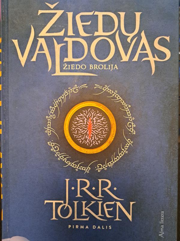 Žiedų valdovas. Žiedo brolija. Pirma dalis. - J. R. R. Tolkien, knyga