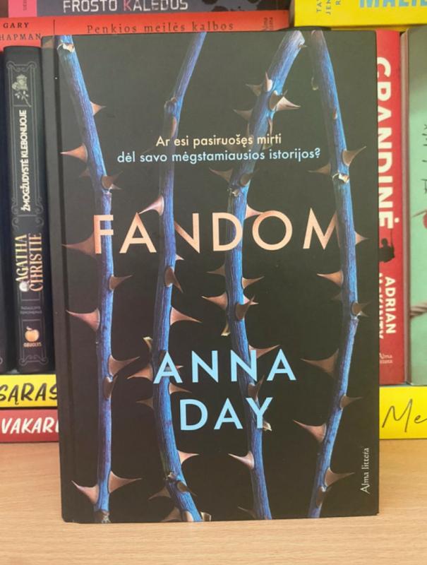 Fandom - Ana Day, knyga 2