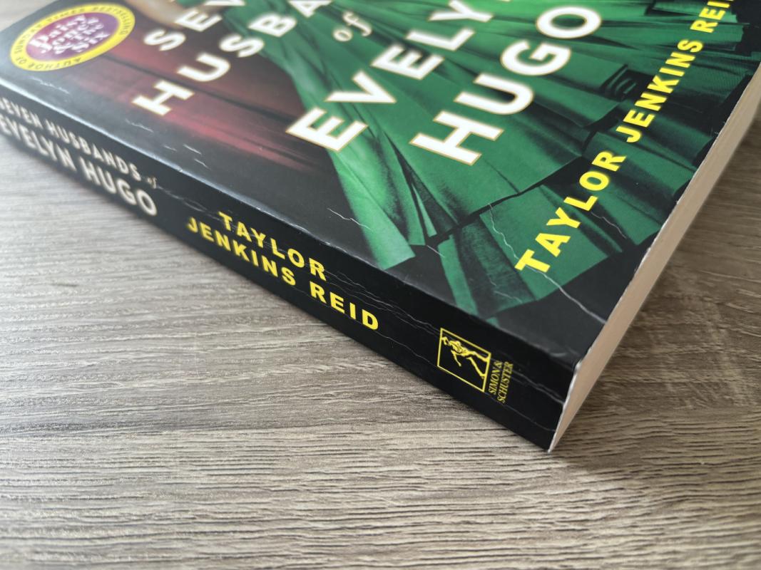 The Seven Husbands of Evelyn Hugo - Taylor Jenkins Reid, knyga 4