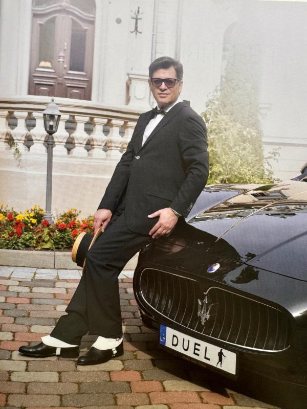 Vyras ir veidrodis :psichologine dvikova - Eugenijus Skerstonas, knyga 3