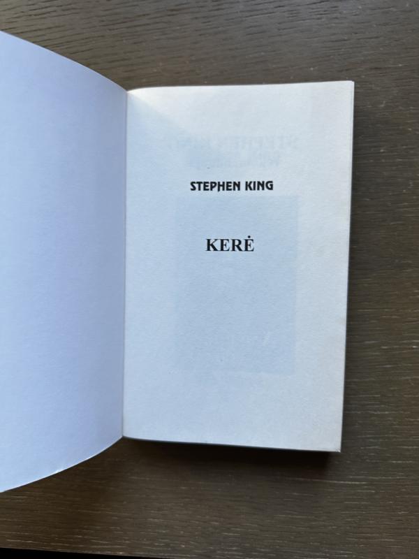 Kerė - Stephen King, knyga 4