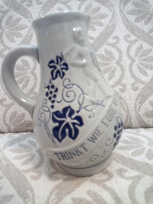 Ąsotis vynui - , namai ir interjeras 2