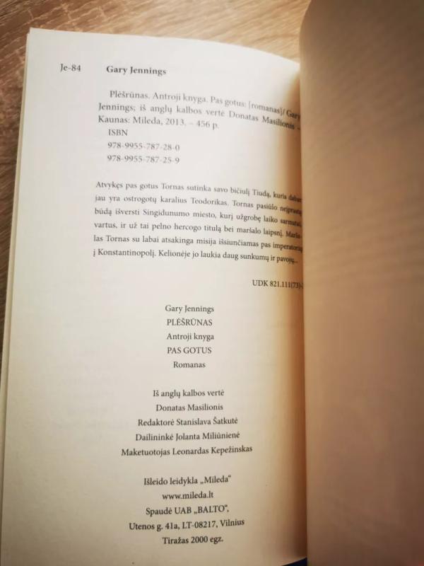 Plėšrūnas. Pas Gotus - Gary Jennings, knyga 5