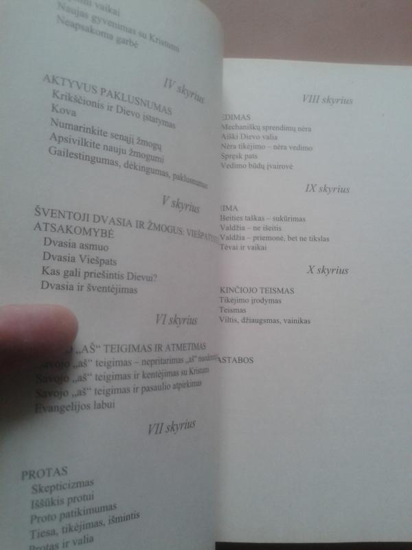 Buti zmogumi - R. Macaulay, J. Barrs, knyga 6