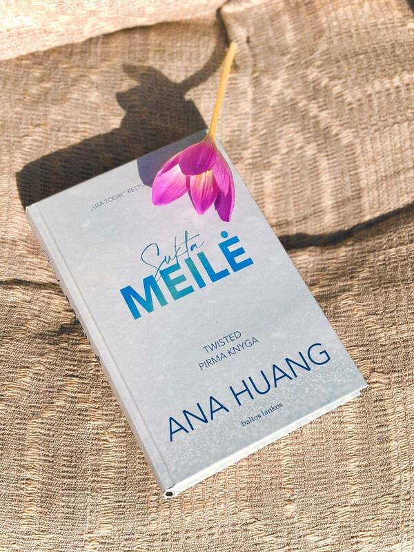 Sukta meilė - Ana Huang, knyga