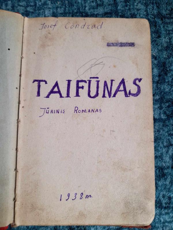 Taifūnas - Joseph Conrad, knyga 3
