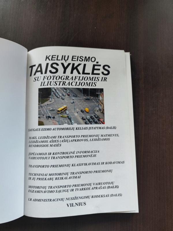 Kelių eismo taisyklės - Autorių Kolektyvas, knyga 3