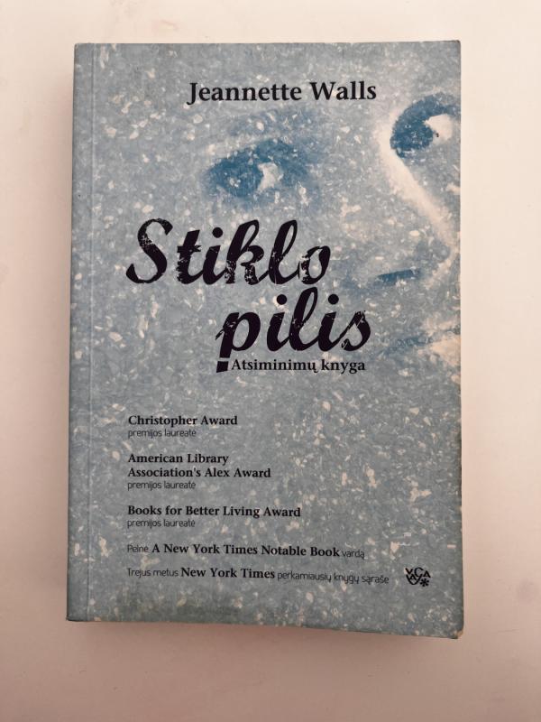 Stiklo pilis - Jeannette Walls, knyga 2