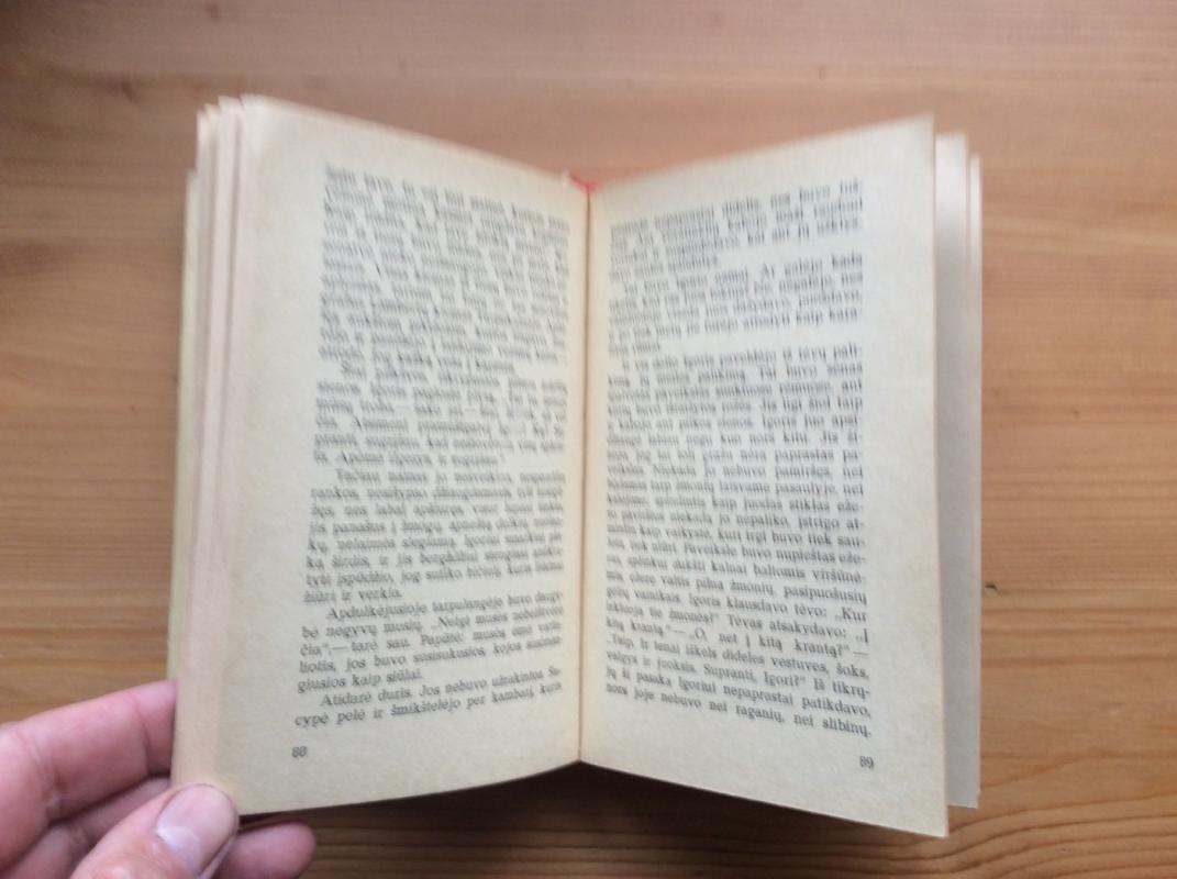 Triptikas apie meilę - Autorių Kolektyvas, knyga 4