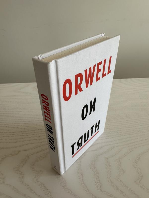 Orwell on Truth - George Orwell, knyga 3