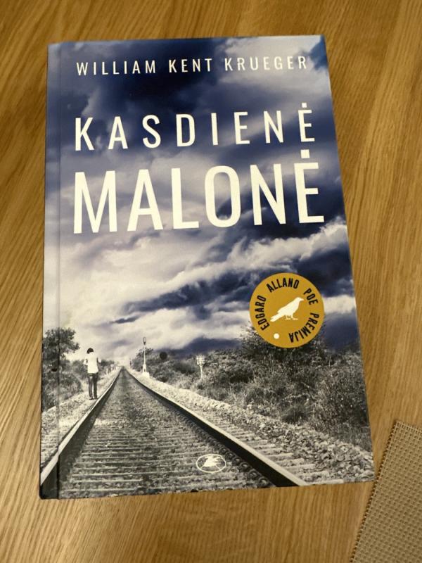 Kasdienė malonė - William Kent Krueger, knyga 2