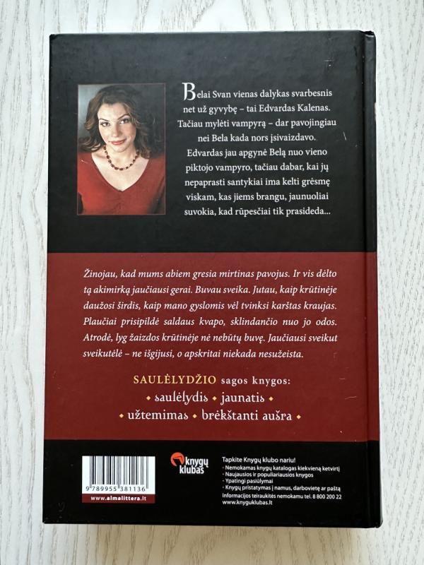 Jaunatis - Stephenie Meyer, knyga 5