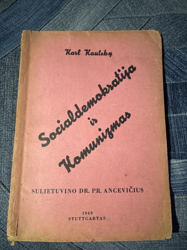 Socialdemokratija ir komunizmas - K. Kautsky, knyga 2