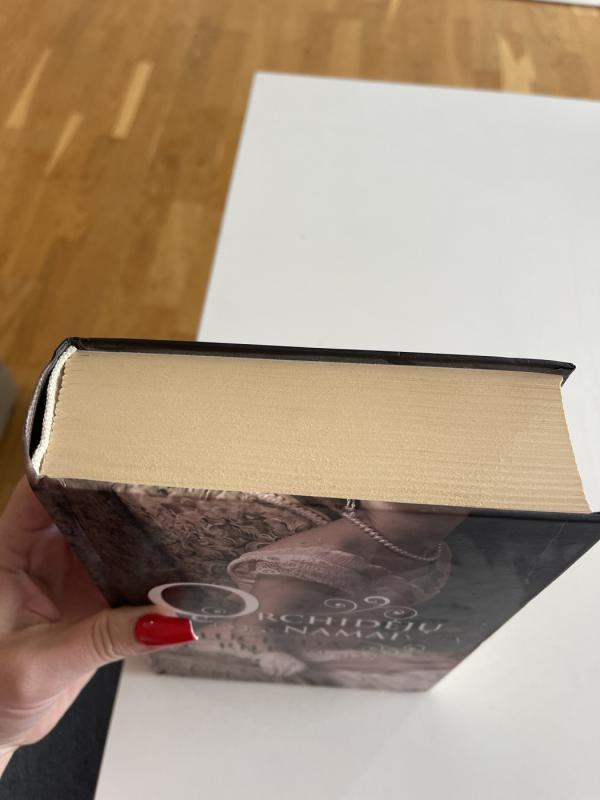 Orchidėjų namai - LUCINDA RILEY, knyga 5