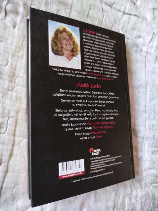 Vampyrės dienoraštis (3-oji knyga). Įniršis - L. J. Smith, knyga 5