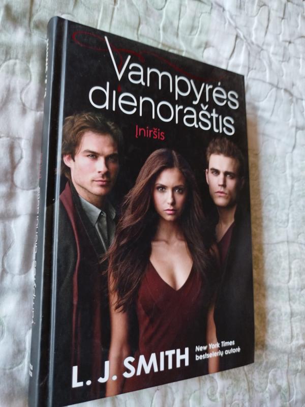 Vampyrės dienoraštis (3-oji knyga). Įniršis - L. J. Smith, knyga 2