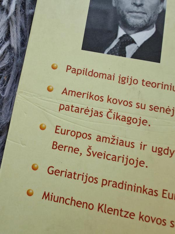 Sveiki ir jaunatviški. Ypatinga hormonų galia - Michael Klentze, knyga 3