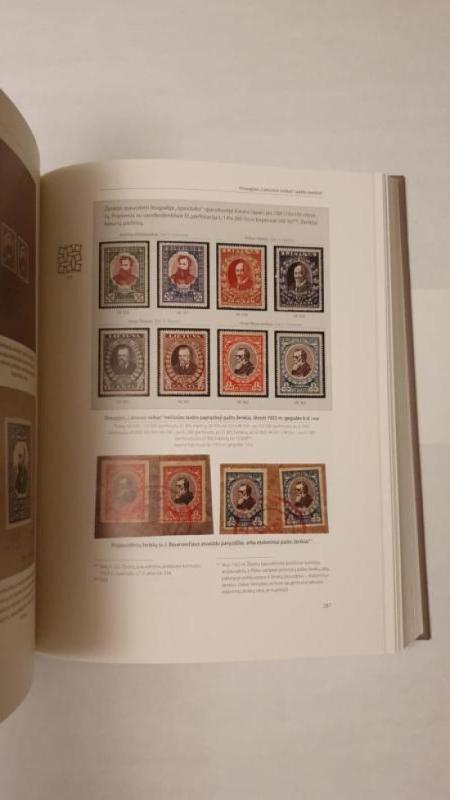 Knygoje „Paštas Lietuvoje 1918–1940 metais: valstybės pašto kūrimas ir veikla, ženklų leidyba. 2 knyga - Vygintas Bubnys (ir kt.), knyga 4