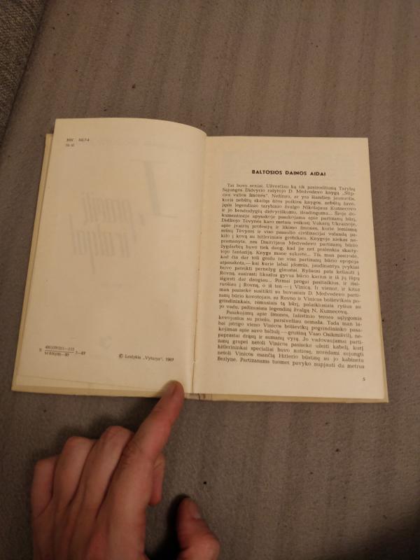 Į praeitį ir atgal - Jokūbas Skliutauskas, knyga 4