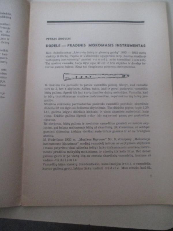 Muzikos barai, 1940 m., Nr. 1 - Autorių kolektyas, knyga 5