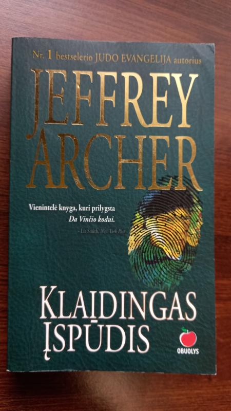 Klaidingas įspūdis - Jeffrey Archer, knyga 2