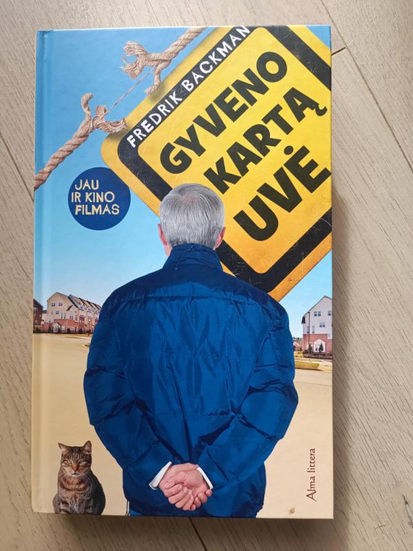 Gyveno kartą Uvė - Friedrik Backman, knyga 2