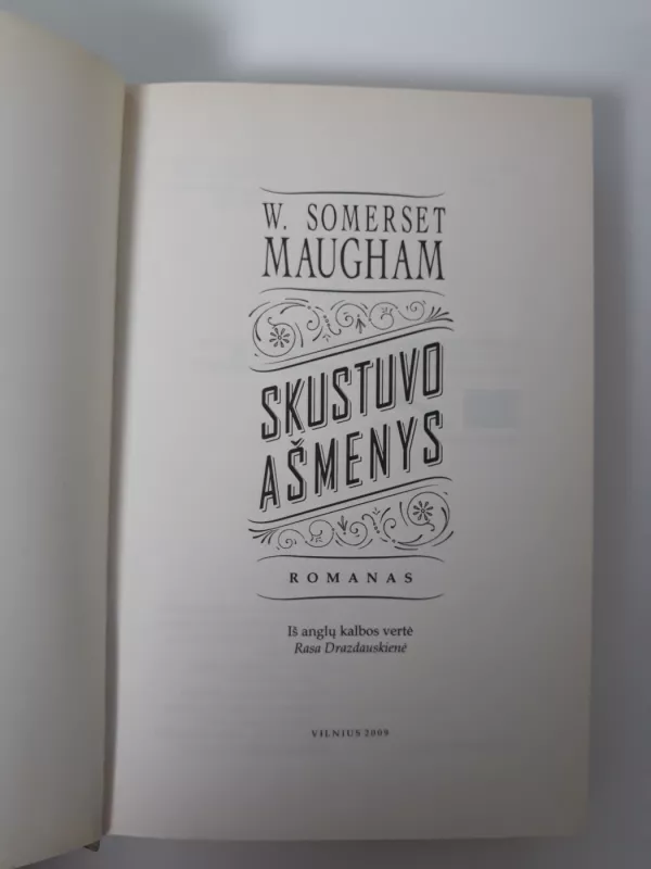 Skustuvo ašmenys - William Somerset Maugham, knyga 4