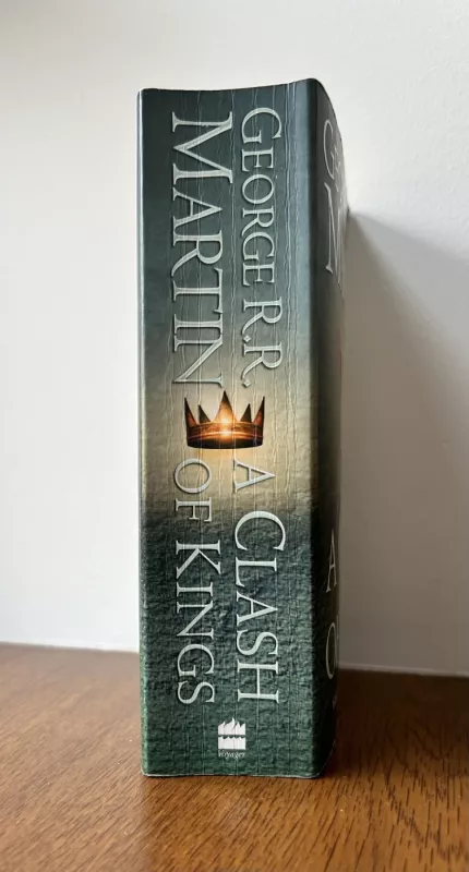 A Clash Of Kings A Song Of Ice And Fire - George R. R. Martin, knyga 3