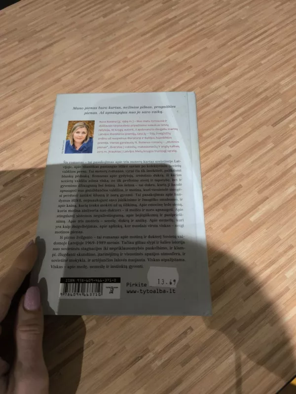 motinos pienas - Nora Ikstena, knyga 2