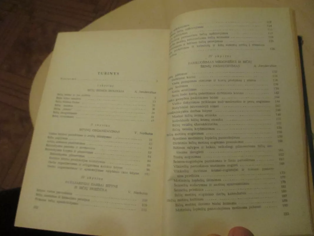 Bitės ir jų priežiūra - V. Narbutas, knyga 5