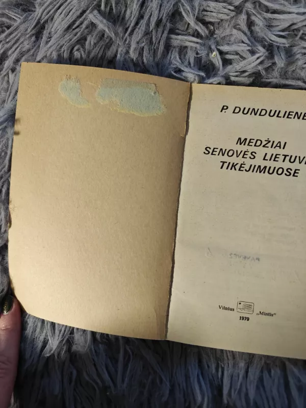 Medžiai senovės lietuvių tikėjimuose - Pranė Dundulienė, knyga 3