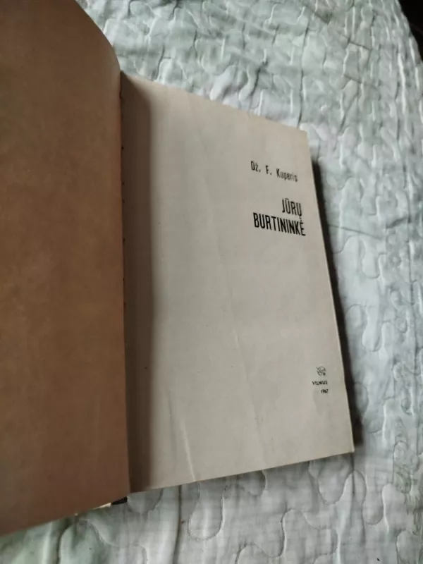 Jūrų burtininkė - Dž. F. Kuperis, knyga 3